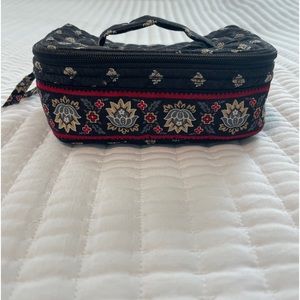 Vera Bradley Vintage Pattern Travel Jewelry Case Black Red White